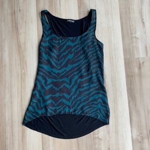 Black/dark teal hi-lo tank